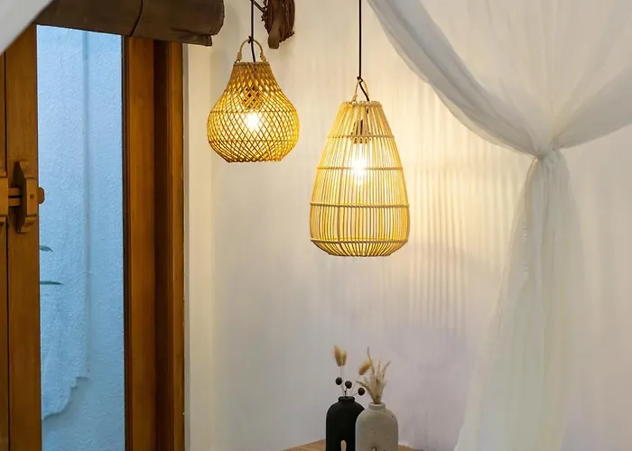 Вилла Unicorn Shelter Семиньяк
